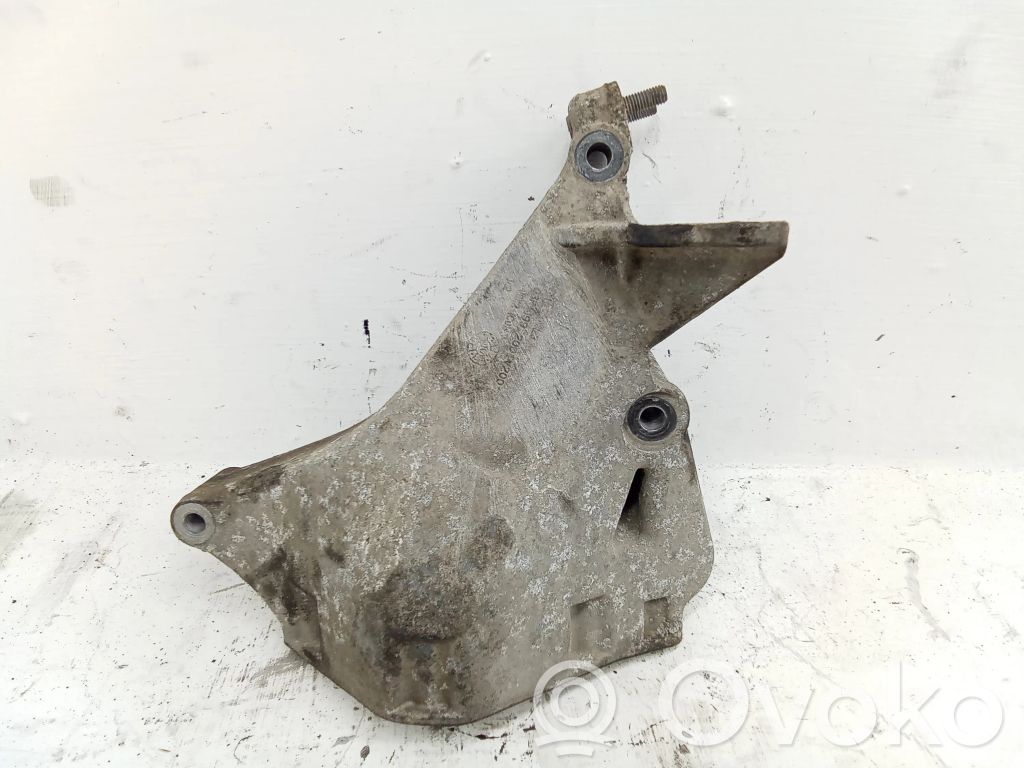 Skoda Roomster (5J) Engine mounting bracket 