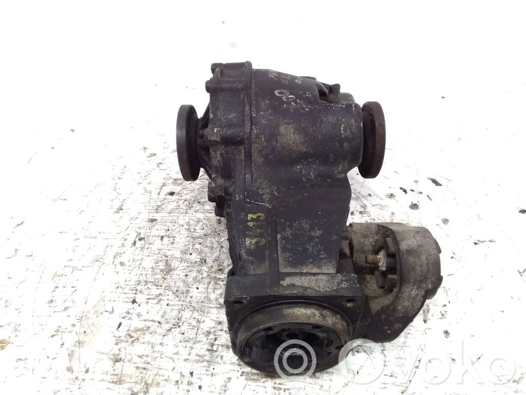 Volkswagen PASSAT B5 Rear differential 
