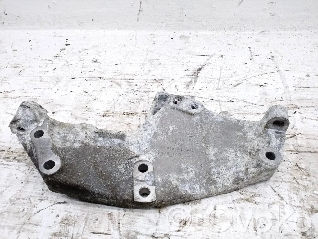 Renault Trafic II (X83) Engine mounting bracket 