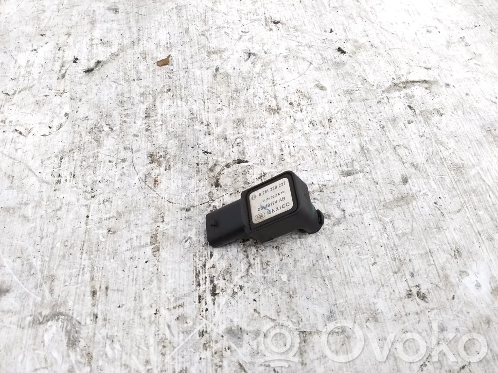 Chrysler Town & Country V Air pressure sensor 