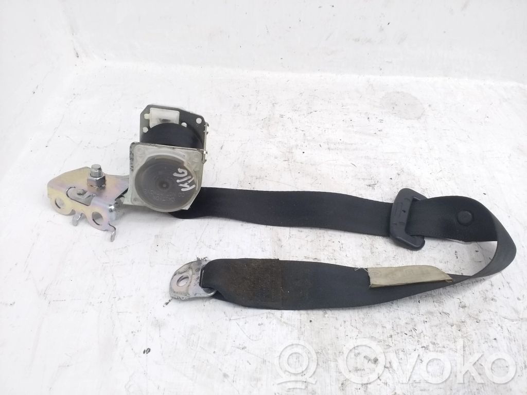 Toyota Prius (XW30) Cinturón trasero 