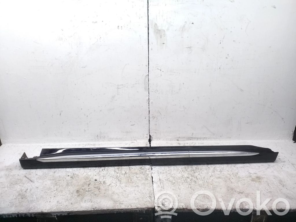 Mitsubishi Outlander Listón 