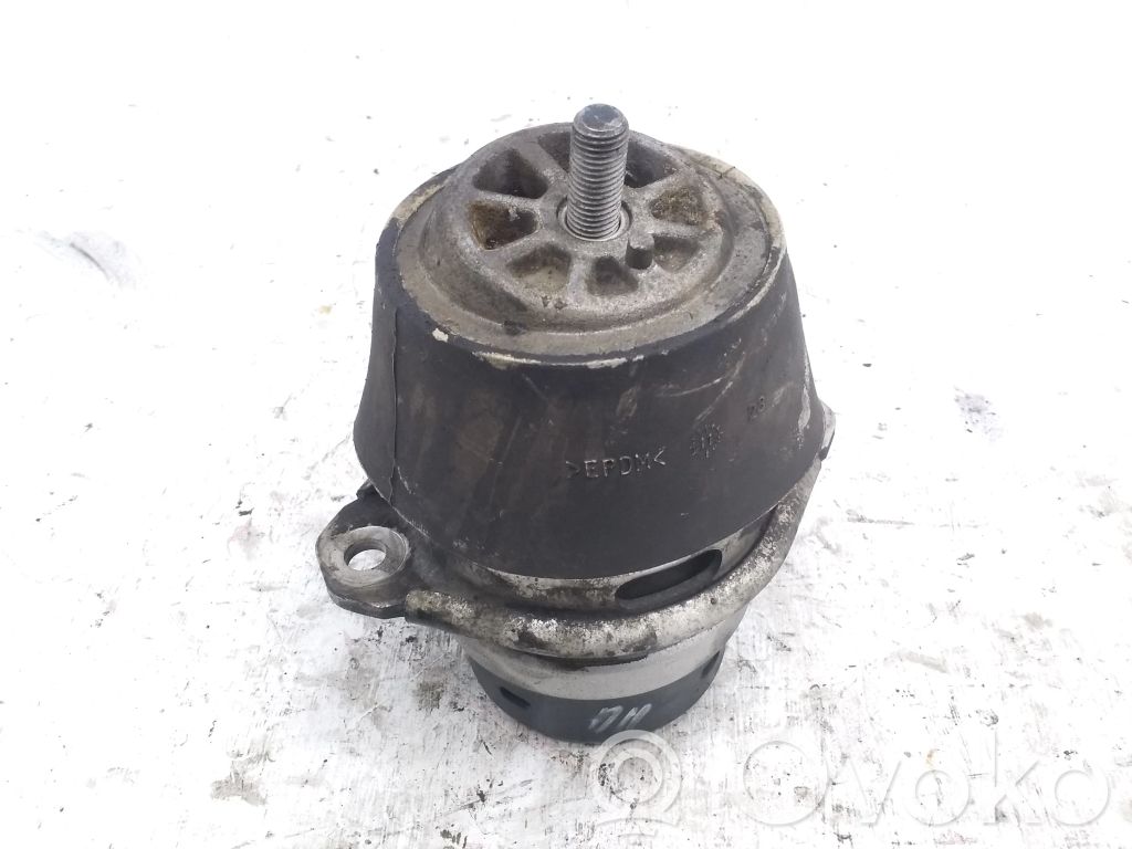 Audi Q7 4L Suport tampon motor 