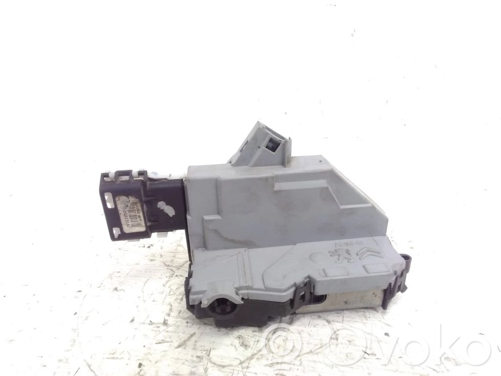 Zamek drzwi tylnych   3468A1013J8,A01520,567165