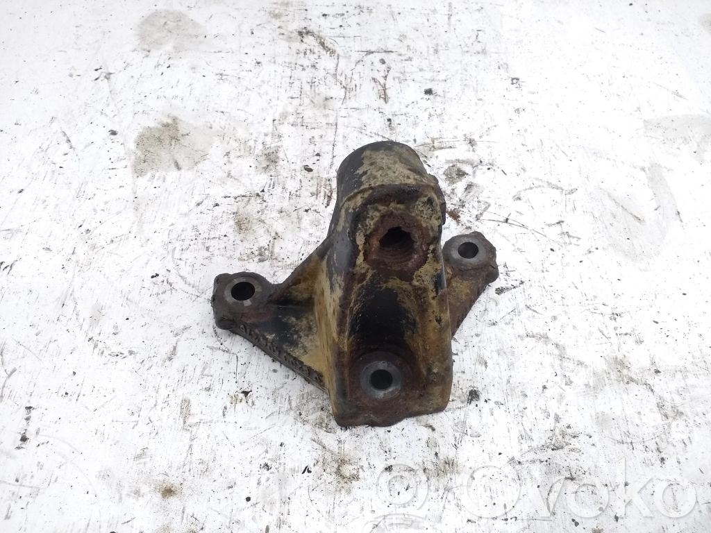 Renault Trafic II (X83) Engine mounting bracket 