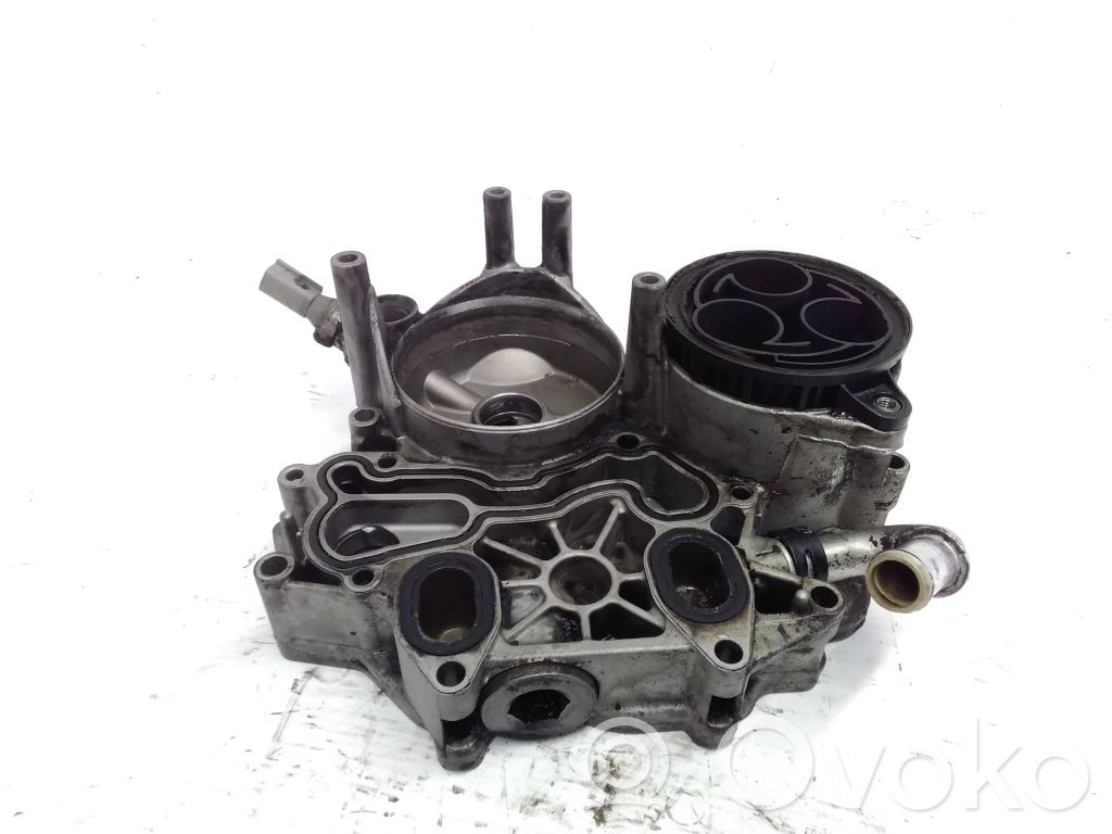 Audi A8 S8 D3 4E Oil filter mounting bracket 
