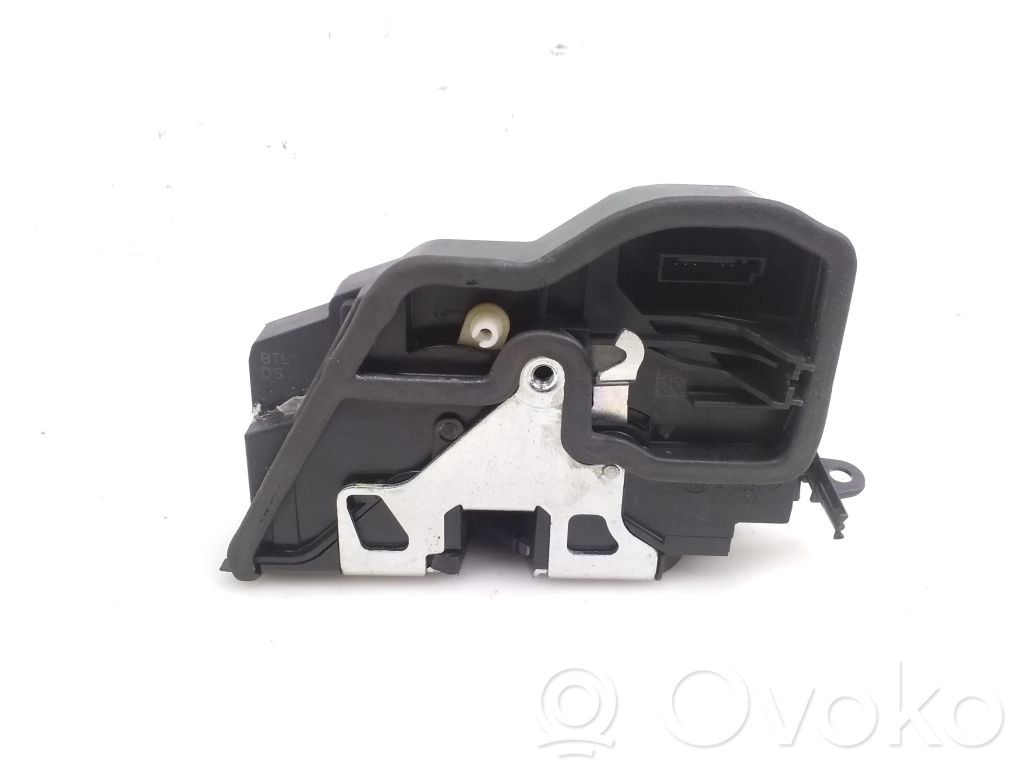 BMW X3 F25 Etuoven lukko 