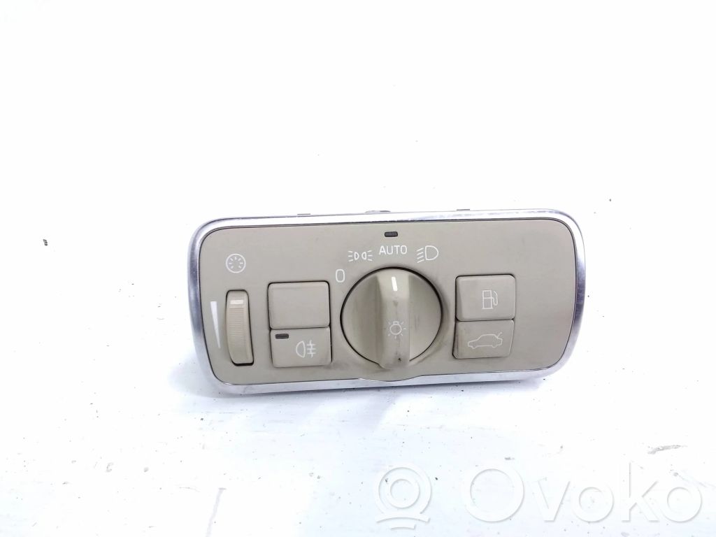 Volvo XC60 Light switch 