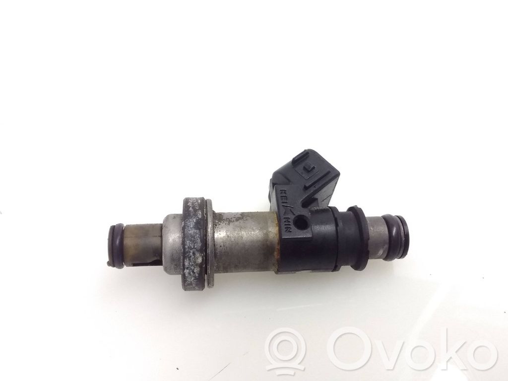 Inyector de combustible