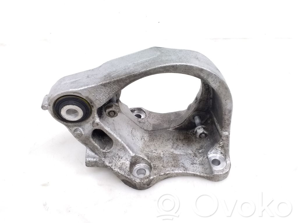 Volvo S60 Driveshaft support bearing bracket 