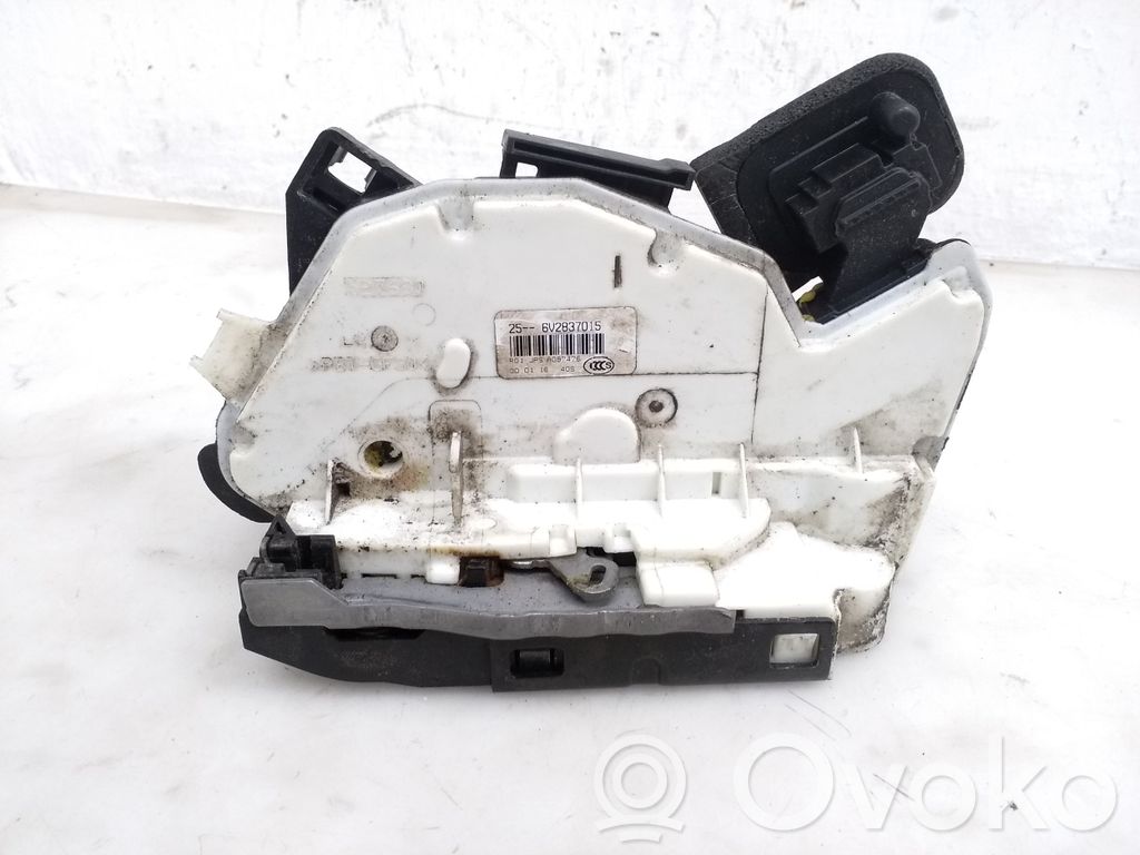 Skoda Superb B8 (3V) Etuoven lukko