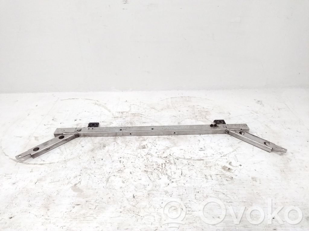 Volvo XC90 Radiator support slam panel bracket 