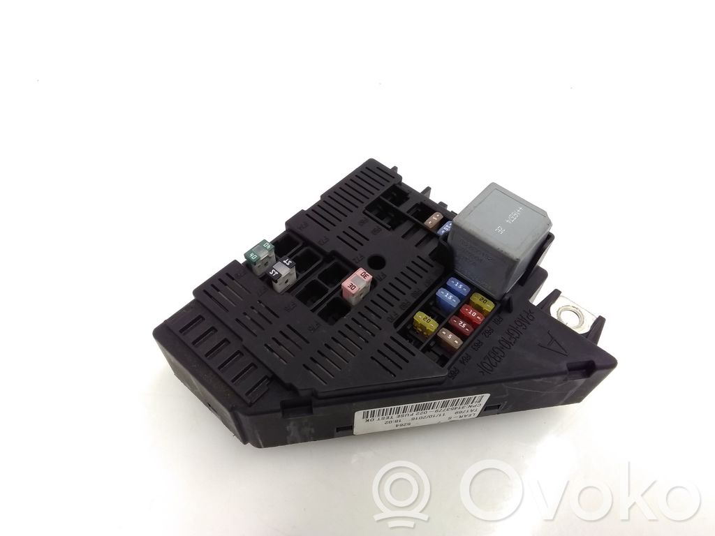 Volvo XC90 Fuse module 