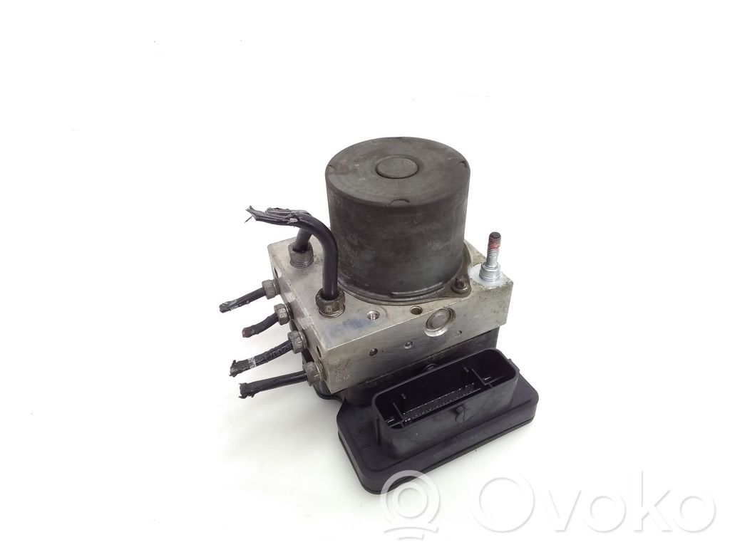 Toyota Avensis T270 ABS Pump 