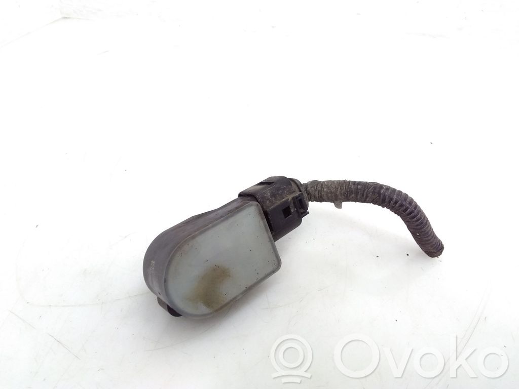 Nissan Navara D23 Headlight/headlamp level sensor 