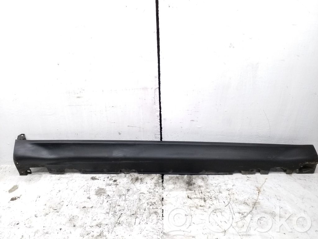 BMW X5 E70 Sill 