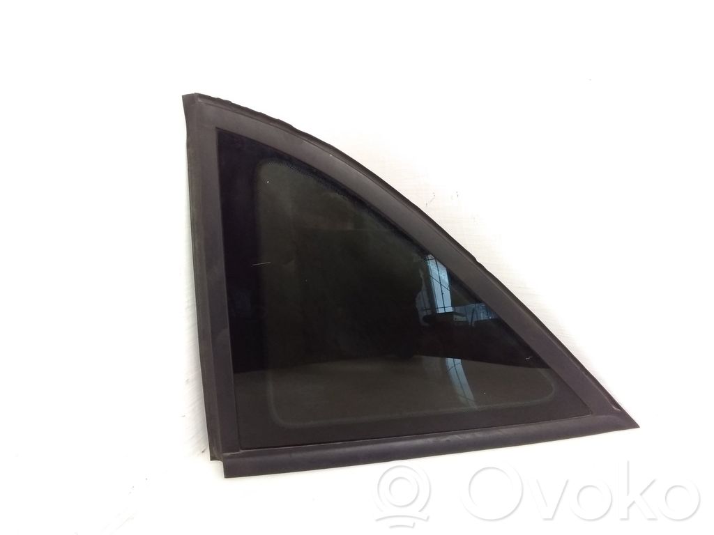 Ford Grand C-MAX Rear side window 