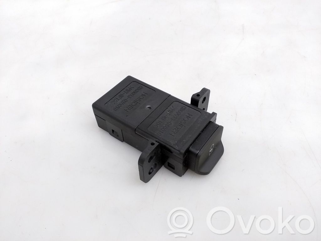Nissan Juke II F16 Enchufe conector USB 