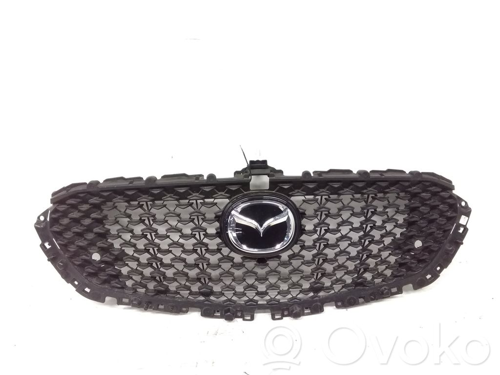 Mazda CX-30 Etupuskurin ylempi jäähdytinsäleikkö 