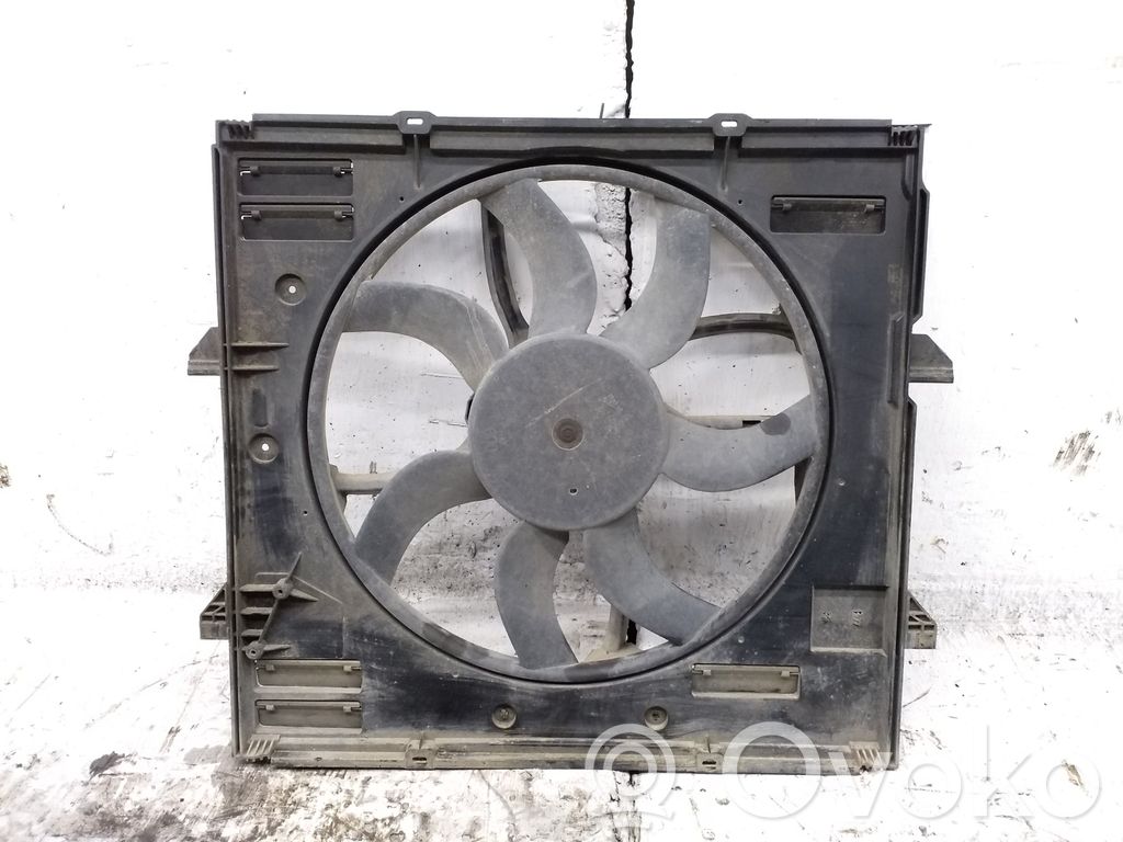 Volkswagen Amarok Elektryczny wentylator chłodnicy 