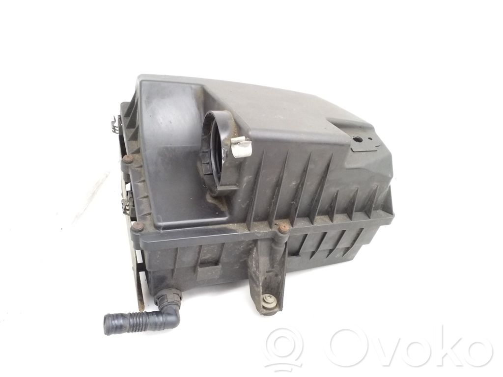 Volkswagen Amarok Obudowa filtra powietrza 
