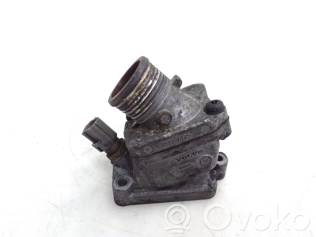 Volvo XC70 Termostaatin kotelo 