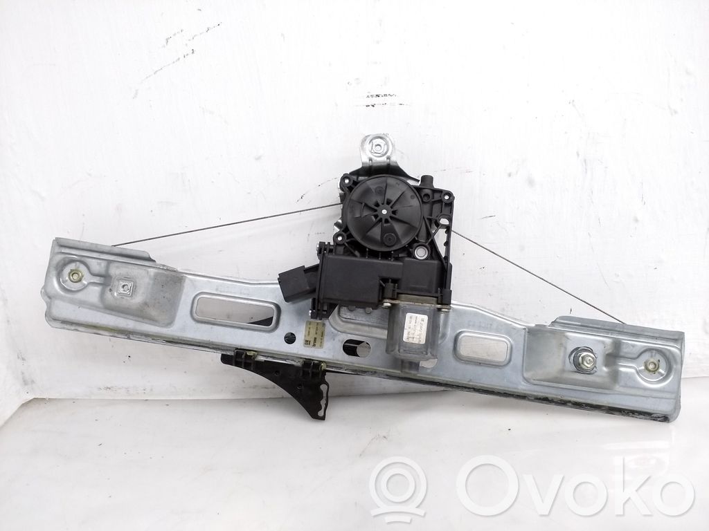Opel Zafira C Elektryczny podnośnik szyby drzwi tylnych 