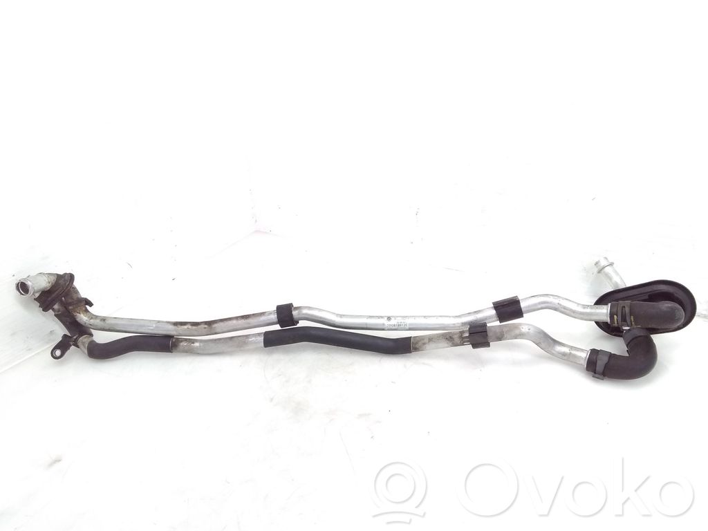 Porsche Cayenne (92A) Engine coolant pipe/hose 