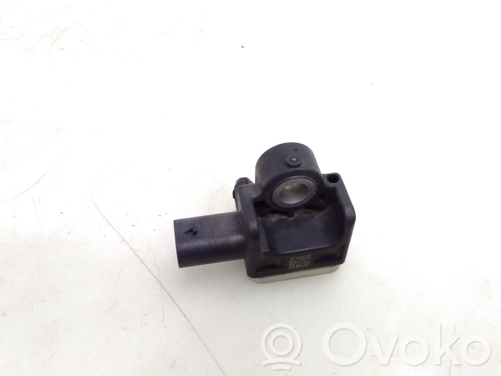 Porsche Cayenne (92A) Airbag deployment crash/impact sensor 