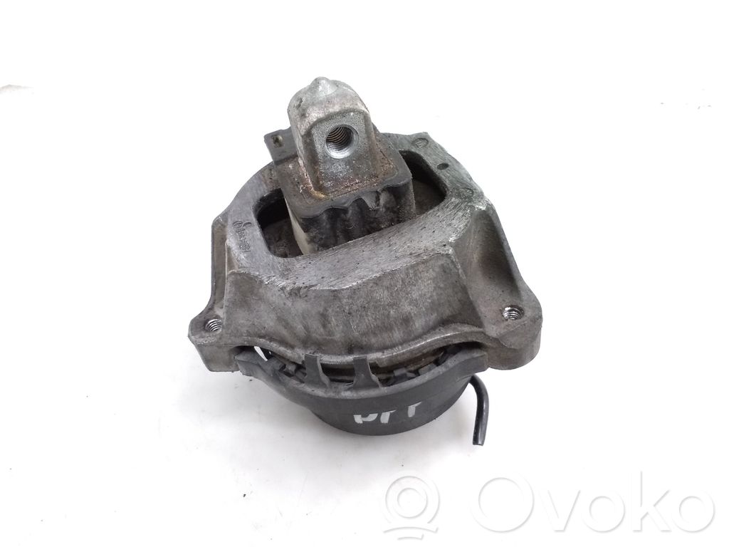 BMW 7 G11 G12 Engine mount bracket 