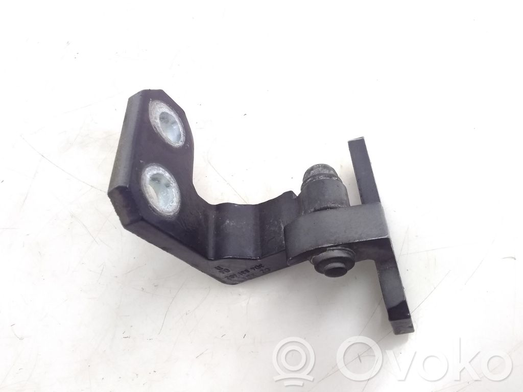 Front door upper hinge   3D4831402