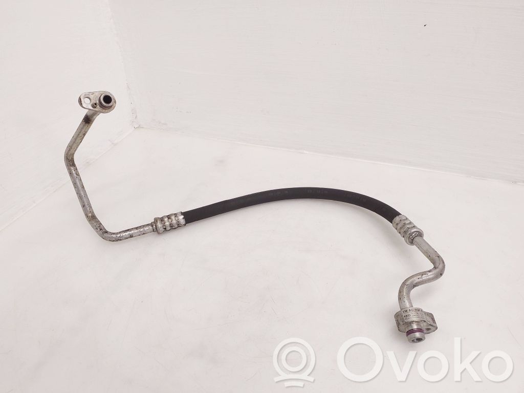 Volkswagen Tiguan Ilmastointilaitteen putki (A/C) 