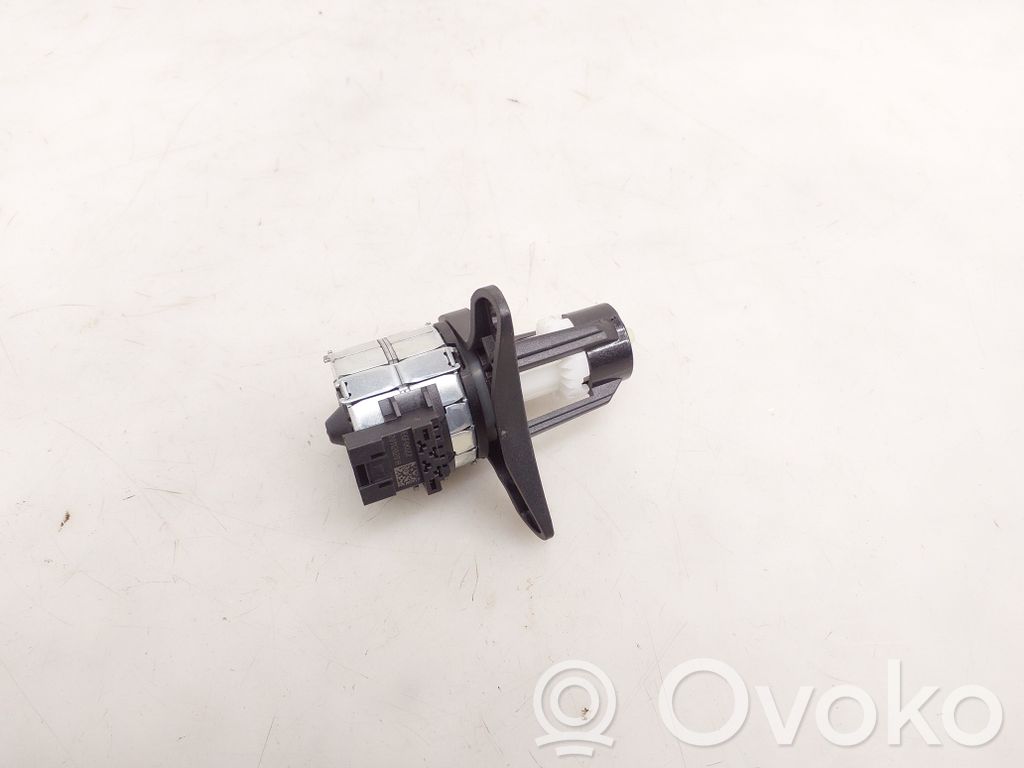 Einzelteil Scheinwerfer   L90007795,EGF0022,20112020H