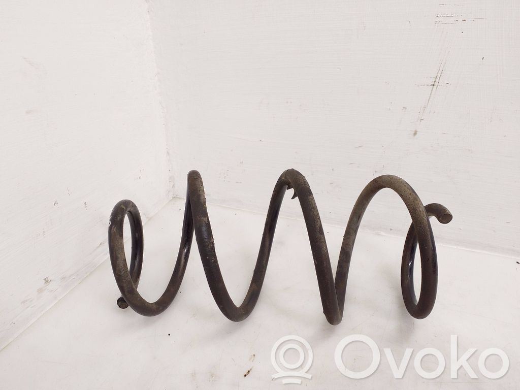 Front coil spring   1122