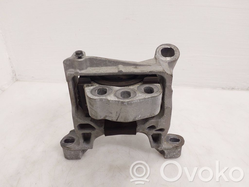 Mazda CX-5 Engine mount bracket 