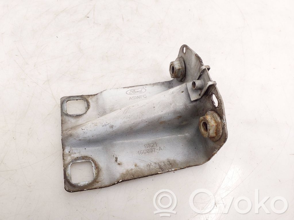 Ford Transit Fender mounting bracket 