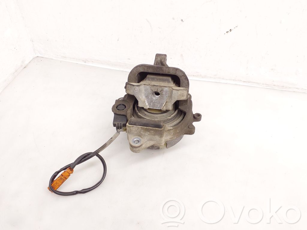 Soporte de montaje del motor