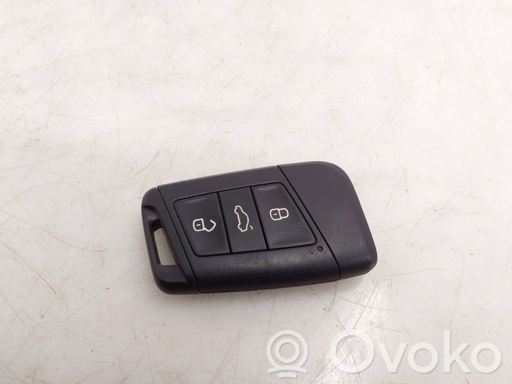 Volkswagen PASSAT B8 Klucz / Karta zapłonu 