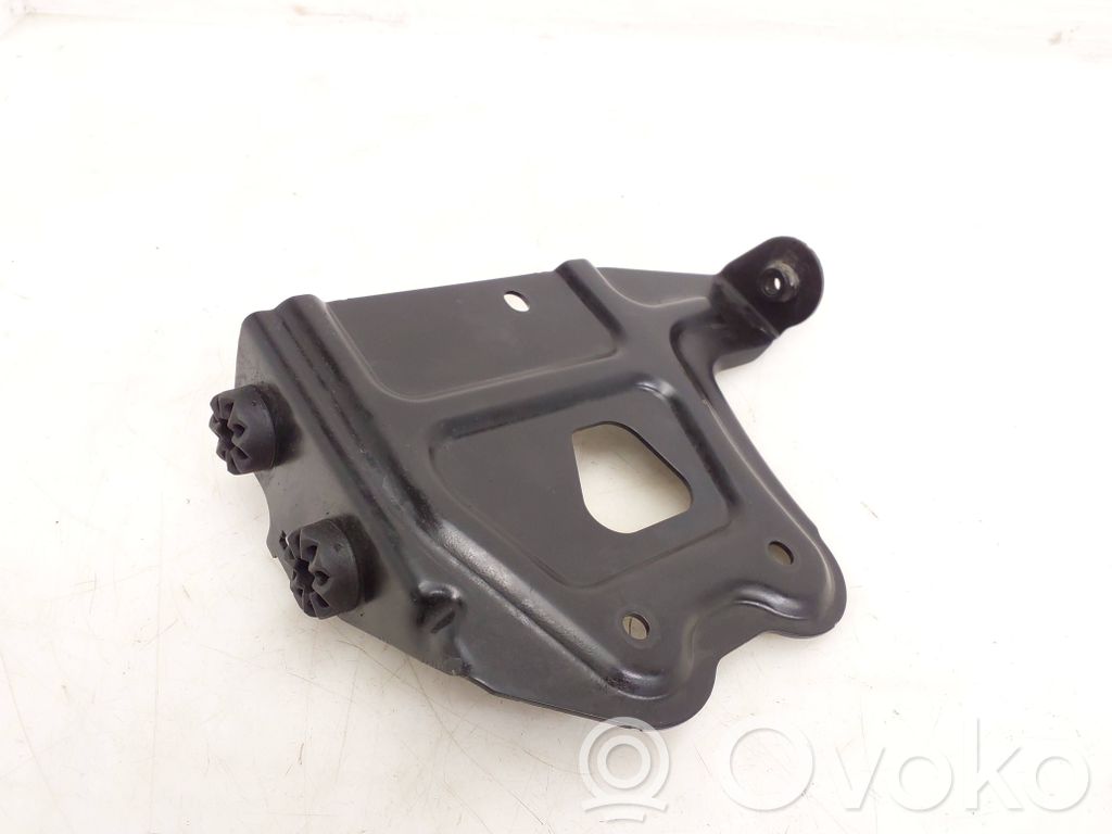 BMW 3 G20 G21 Altra parte del vano motore 