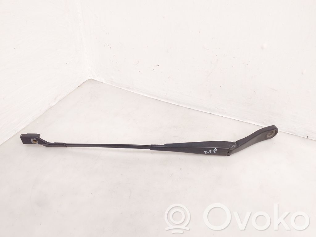 Volvo XC60 Braccio della spazzola tergicristallo anteriore 