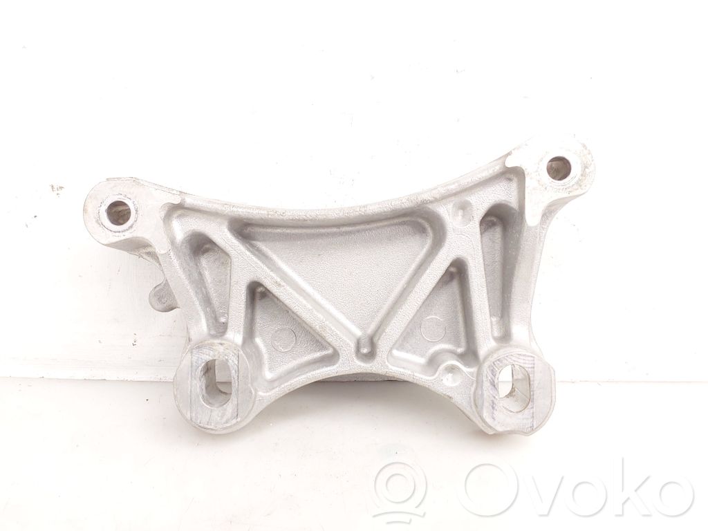 Toyota ProAce City Engine mounting bracket 