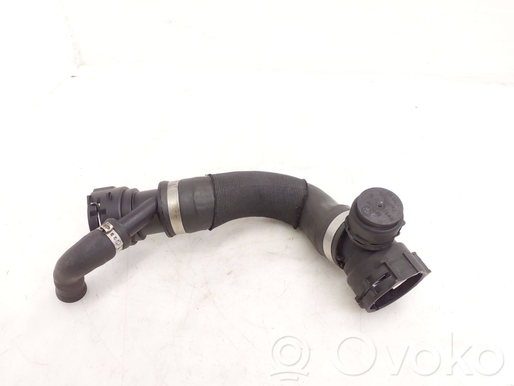 BMW X5 E70 Engine coolant pipe/hose 