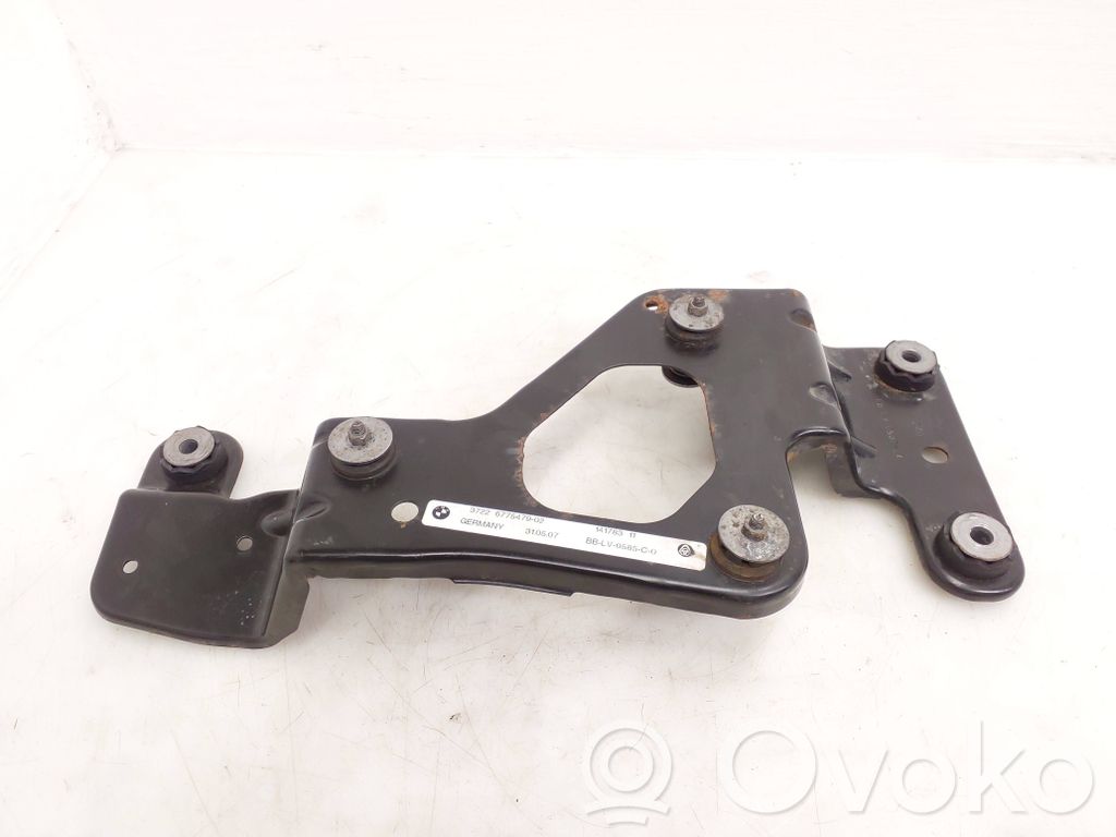 BMW X5 E70 Halterung des pneumatischen Luftkompressors 