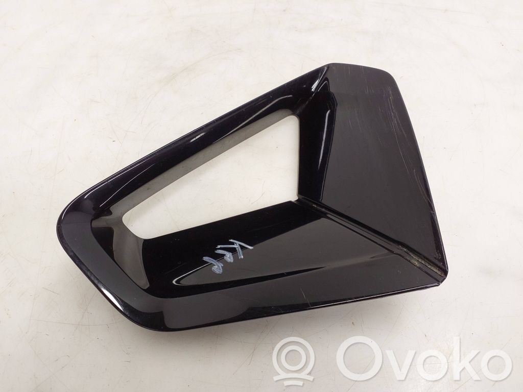 Audi e-tron Front bumper lower grill 