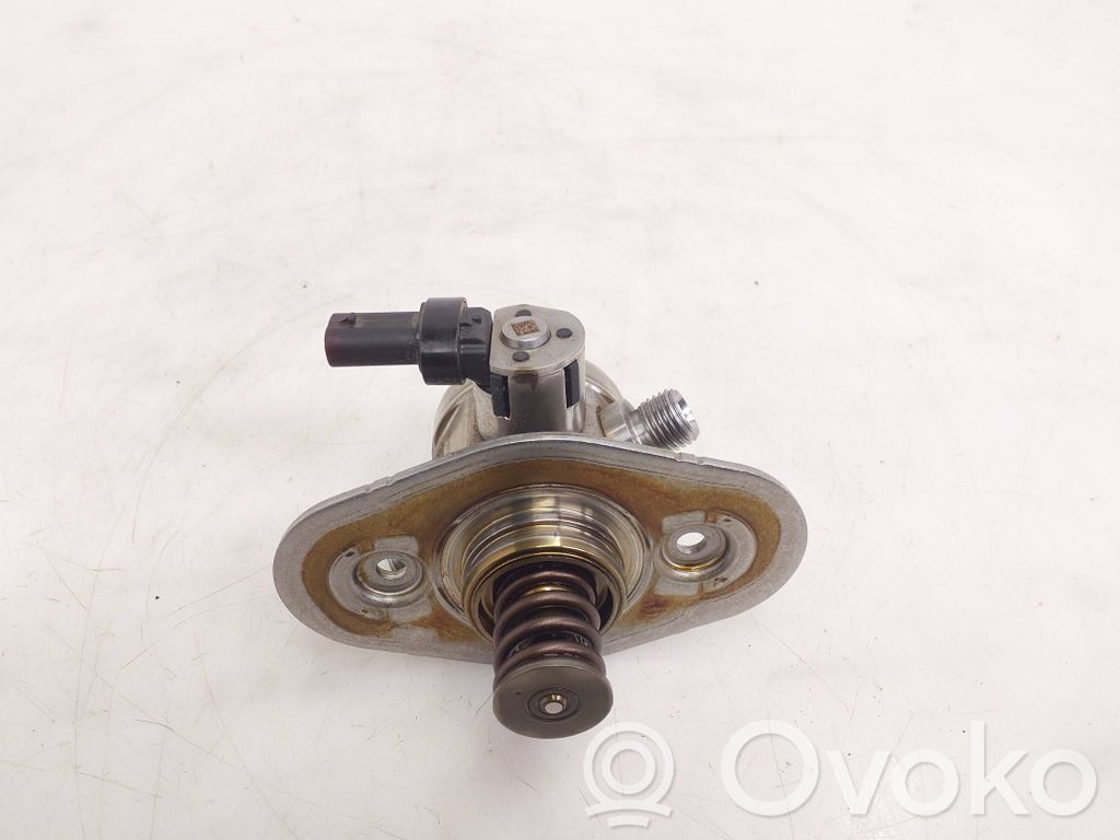 BMW 5 G30 G31 G38 Pompa wtryskowa wysokiego ciśnienia 