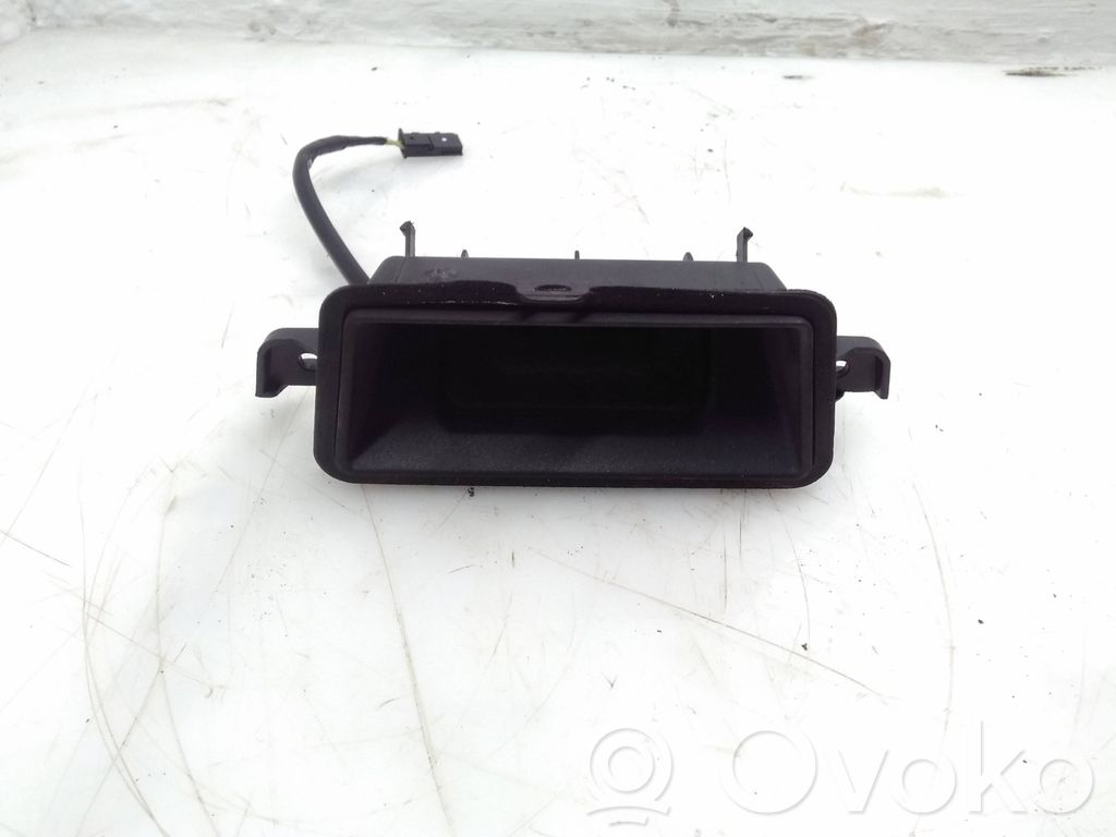 Opel Mokka Tailgate opening switch 