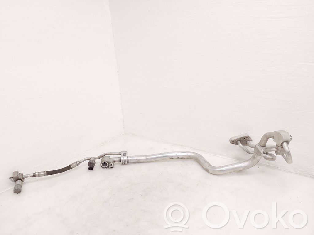 BMW 5 G30 G31 G38 Conductă/furtun aer condiționat (A/C)