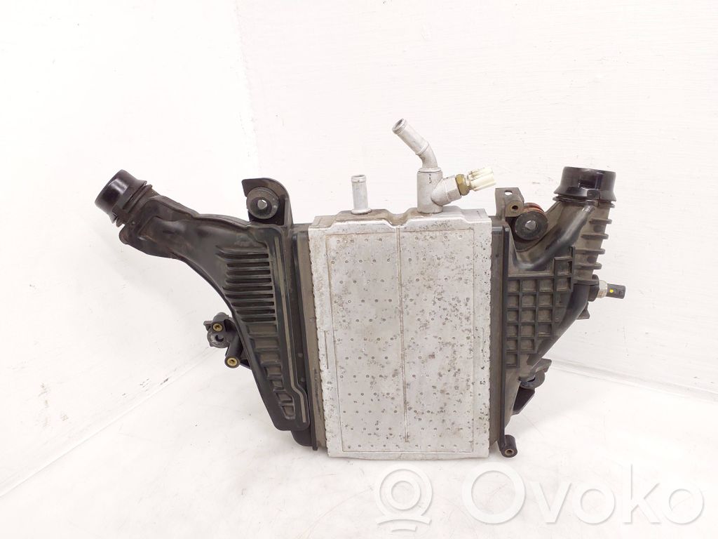 Toyota Hilux VIII Radiator intercooler 