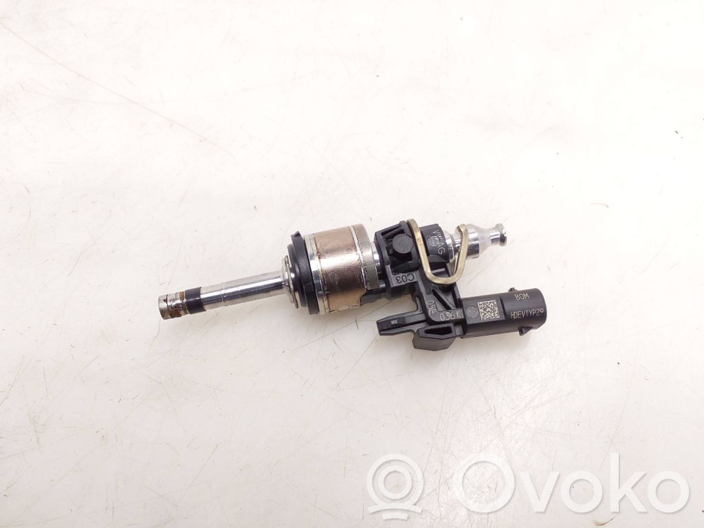 Volkswagen Tiguan Inyector de combustible 