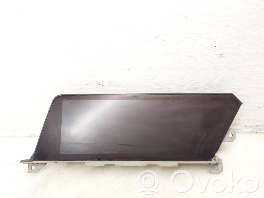 BMW 2 F44 Screen/display/small screen 